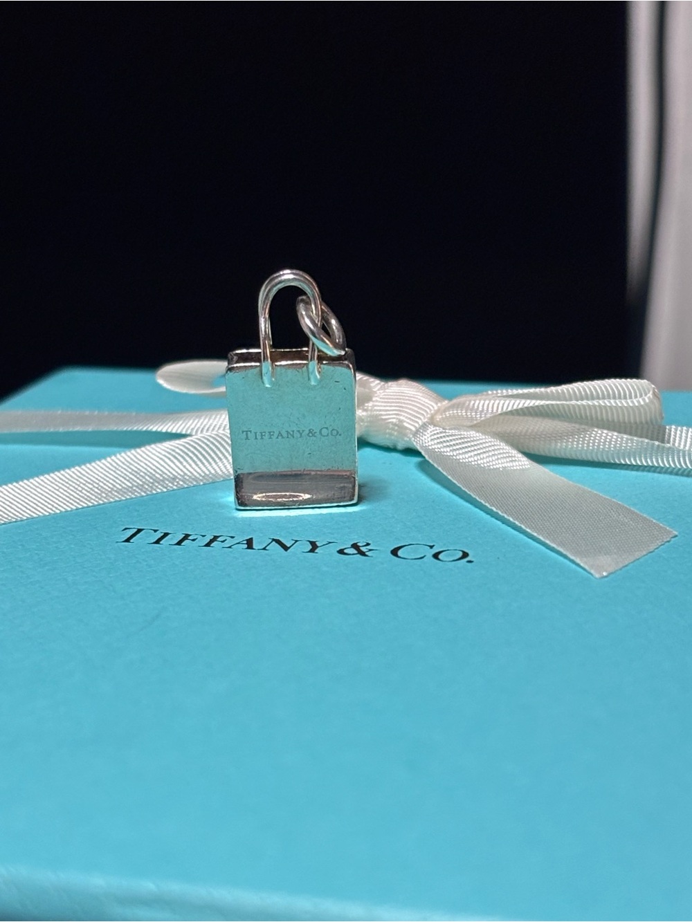 Authentic Tiffany & Co Sterling Silver Shopping Bag Charm - Picture 3 of 7
